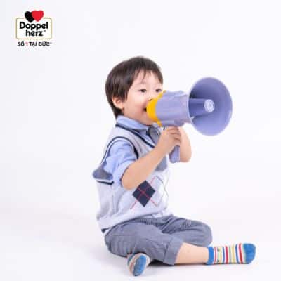 Cảnh báo 3 lầm tưởng tai hại trong tăng cường miễn dịch cho bé