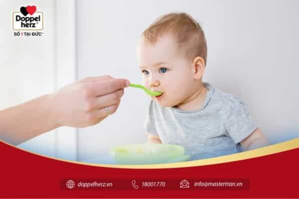 Bố mẹ nên xây dựng thực đơn giàu dinh dưỡng cho trẻ biếng ăn