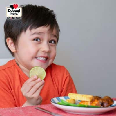 Tại sao trẻ biếng ăn sau ốm và cách chăm sóc hiệu quả