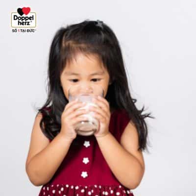 Hướng dẫn cách lựa chọn sữa cho trẻ biếng ăn 3 tuổi