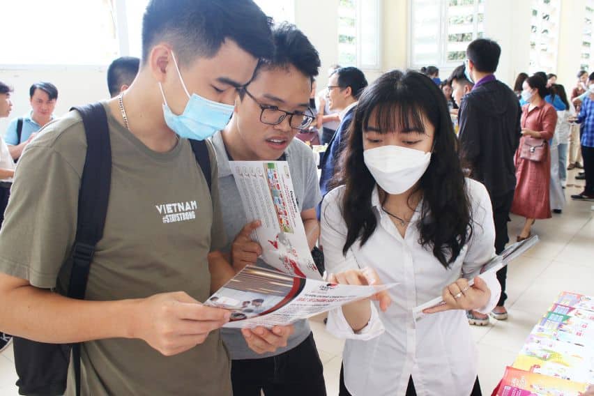 Ngày hội tư vấn hướng nghiệp ngành Y Dược tại trường Đại học Y Hà Nội