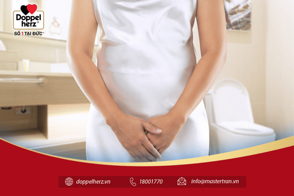 Mẹ bầu đi tiểu thường xuyên là dấu hiệu cho thấy thai nhi 8 tuần phát triển tốt