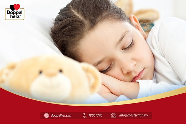 Đảm bảo trẻ ngủ đủ giấc và sinh hoạt hợp lý