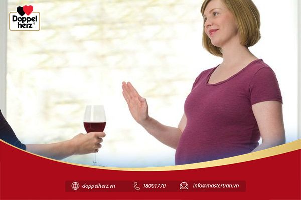 Mẹ nên tránh xa đồ uống có cồn khi có dấu hiệu dọa sảy thai