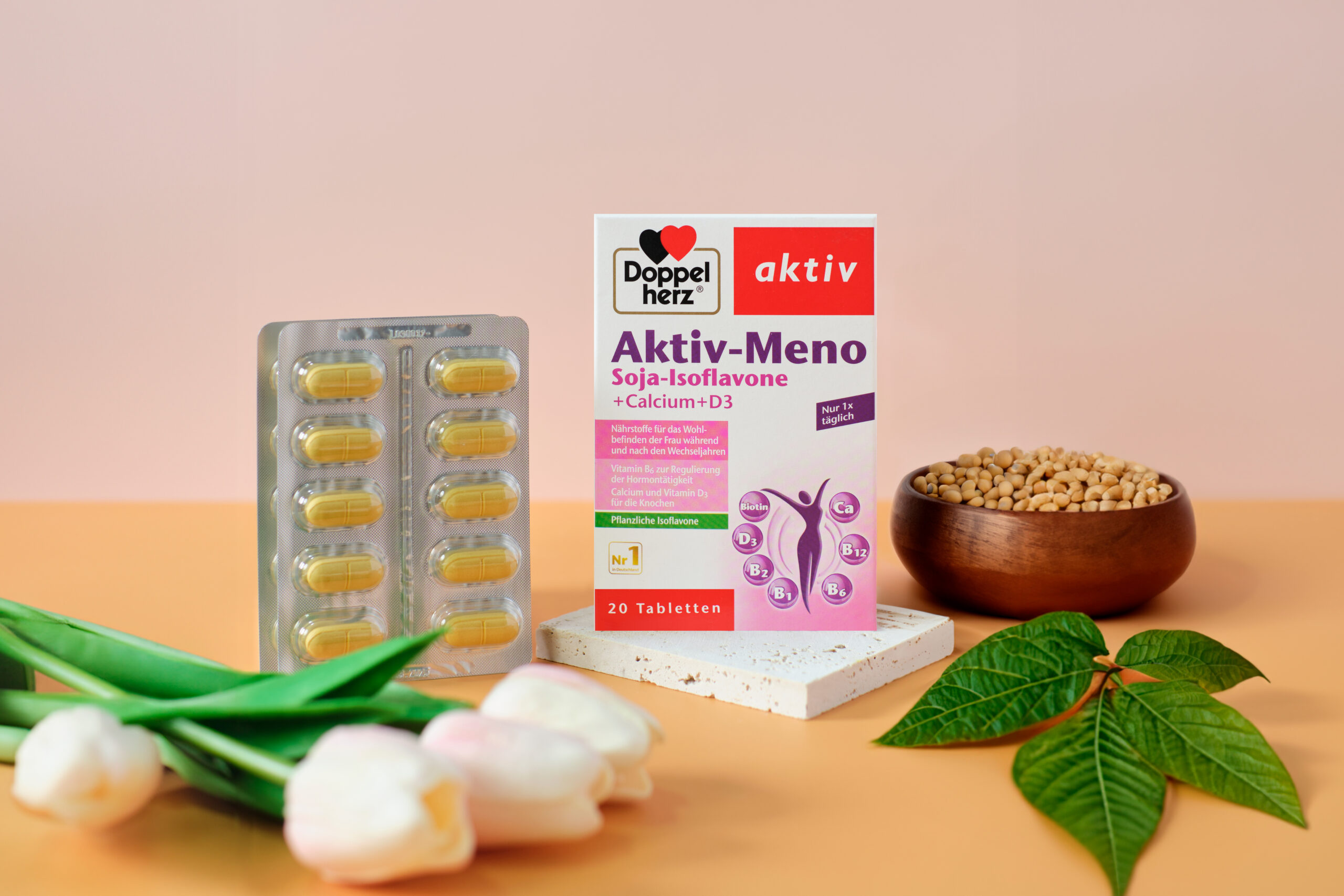 Thực phẩm bảo vệ sức khỏe Aktiv-Meno giúp hỗ trợ cải thiện triệu chứng tiền mãn kinh ở phụ nữ