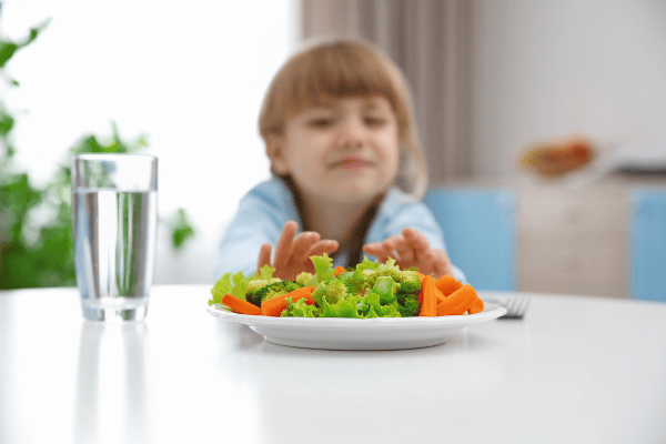 Dấu hiệu thiếu kẽm ở trẻ: Trẻ lười ăn, suy dinh dưỡng