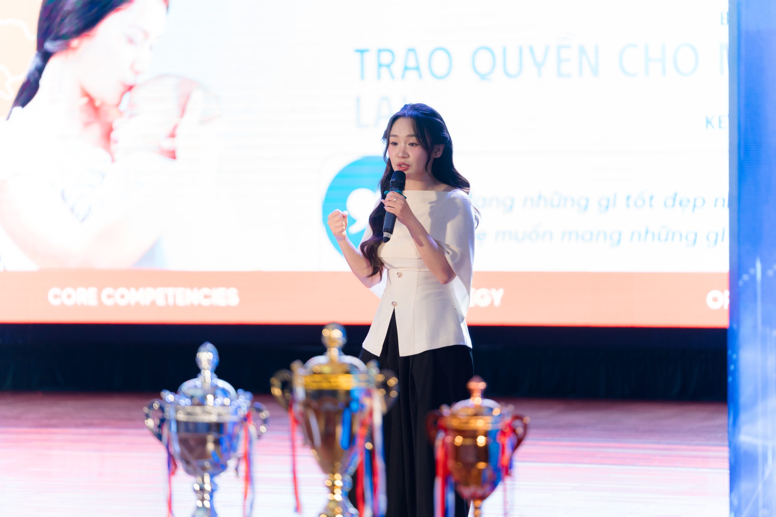 Cuộc thi Sinh viên Kinh doanh số