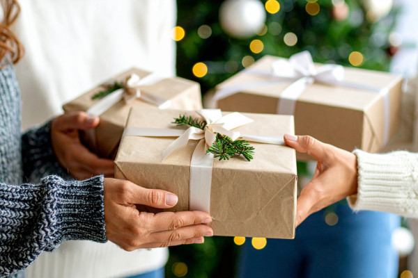 Vì sao quà tặng sức khỏe mắt lại tinh tế trong dịp Tết